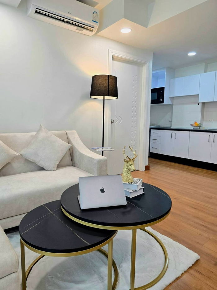 picture The Royal Place For Sell WR-03020 - 9/12