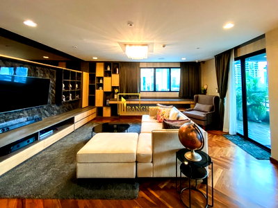 คอนโดให้เช่า : Pearl Garden - Impressive  2 Bedroom Condo in Silom - BR15216CD