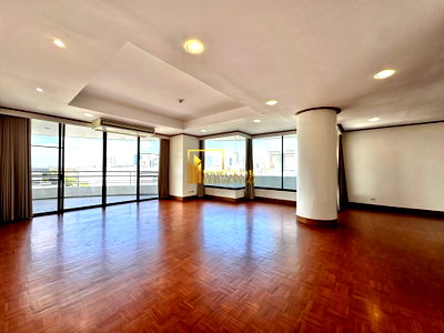 คอนโดให้เช่า :  Baan Yen Akart - Delightful 3 Bedroom Condo For Rent in Sathorn Area - BR18792CD