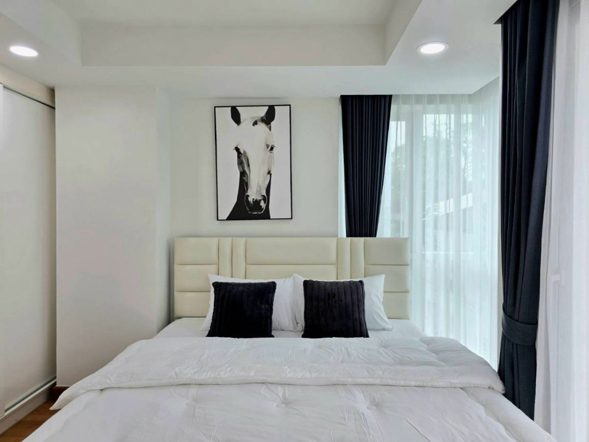 picture The Royal Place For Sell WR-03020 - 5/12