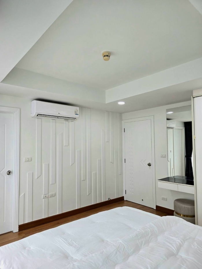 picture The Royal Place For Sell WR-03020 - 8/12
