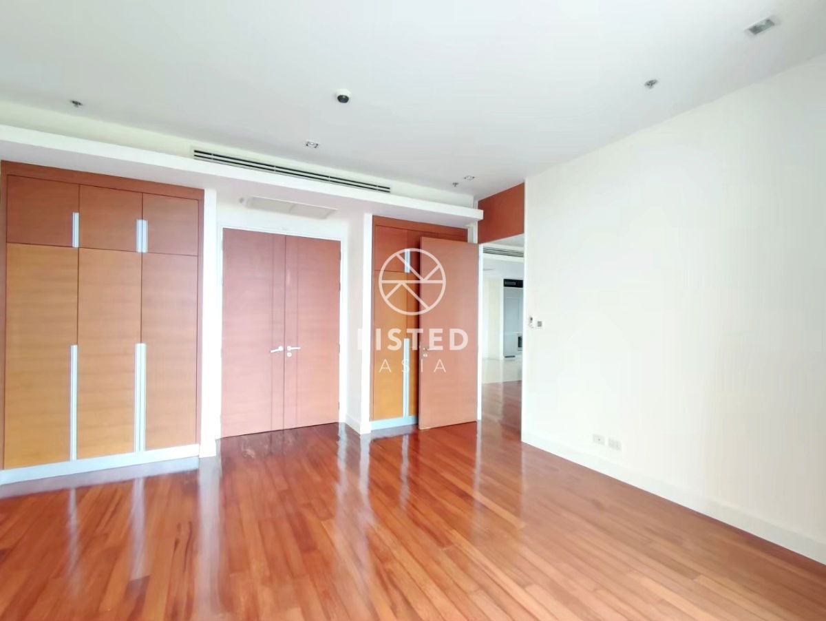 picture The Cove Pattaya 2 Bedrooms for Sale - 9/17