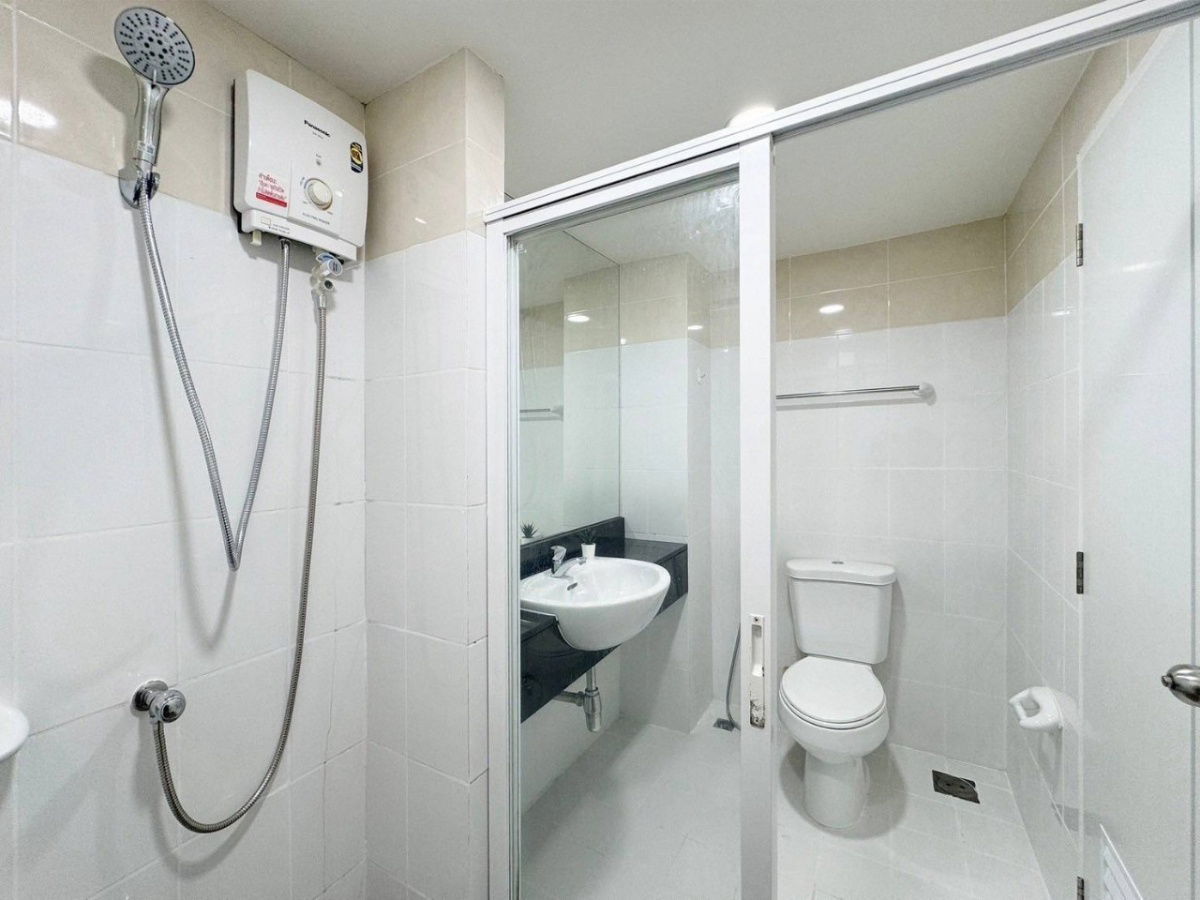 picture The Royal Place For Sell WR-03029 - 9/10