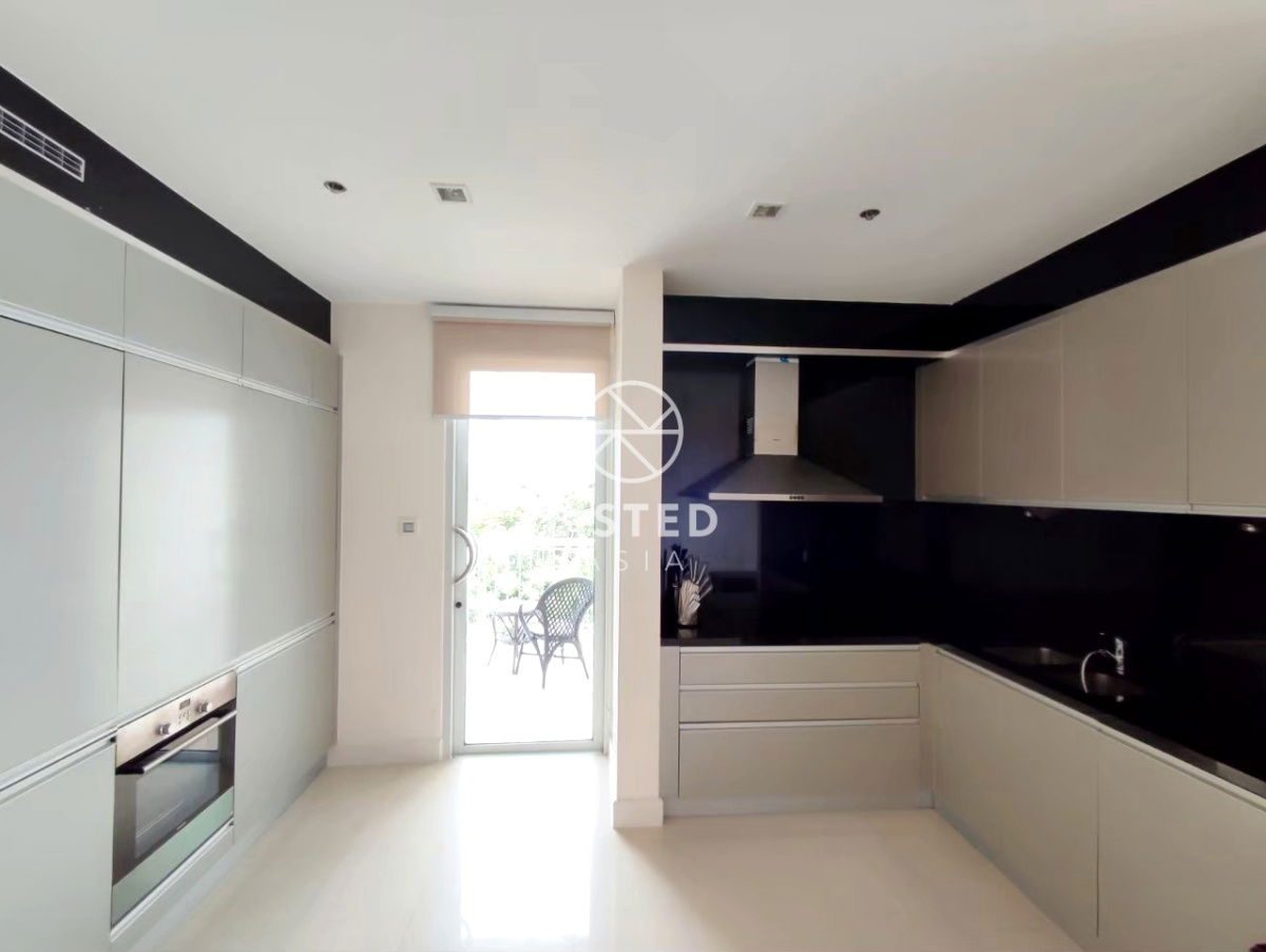 picture The Cove Pattaya 2 Bedrooms for Sale - 3/17