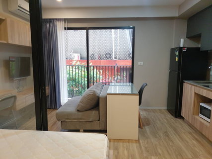 รูปภาพ OMG762  < ว่าง 1 เมษา 69 >  ห้องสวย 1 ห้องนอน ใกล้สาทร  [ บลอสซั่ม สาทร - เจริญราษฎร์ ]