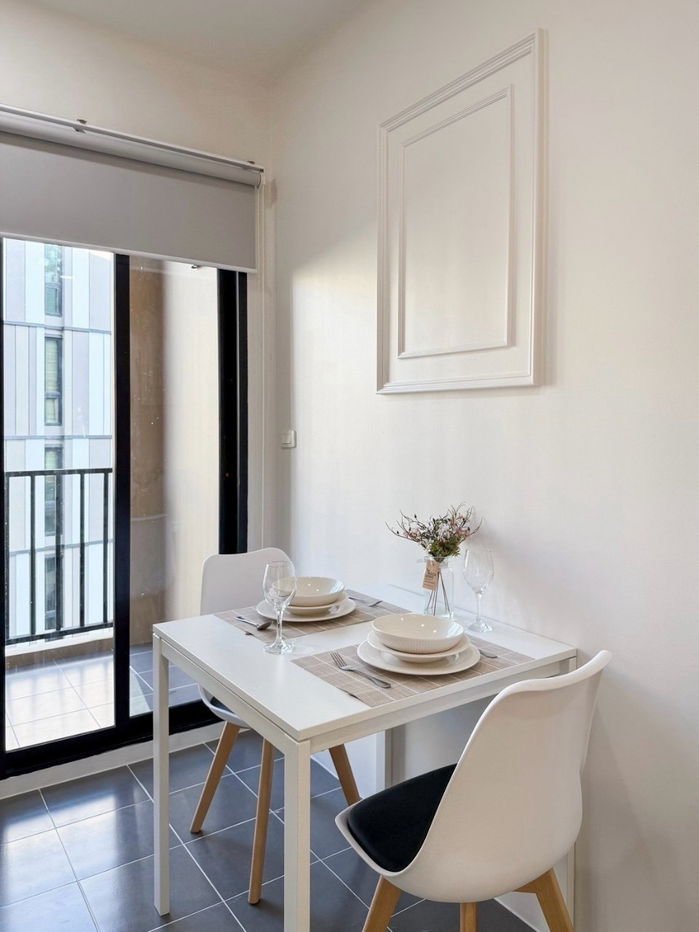 picture The Base Uptown For Sell WR-03036 - 7/15