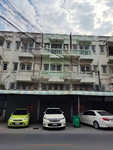 ขายด่วนอาคารพาณิชย์ หลังมหาวิทยาลัยธุรกิจบัณฑิต ทำเลทอง ซอยงามวงศ์วาน 47 แยก 39