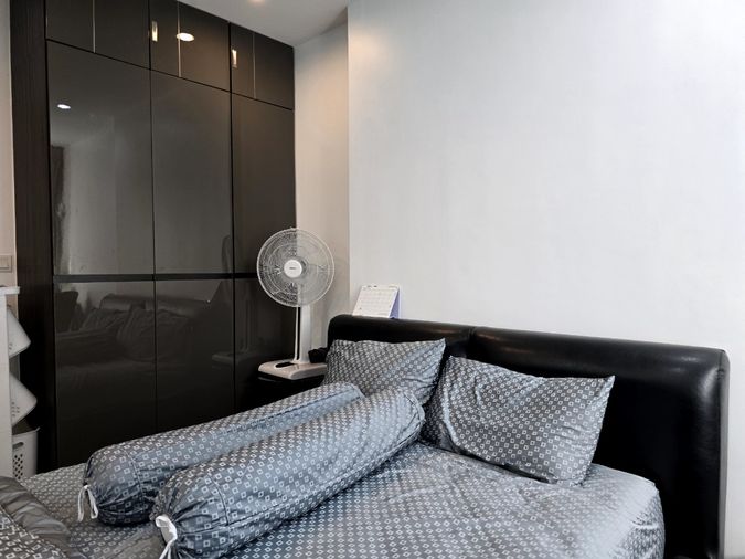 Ideo Q Chula Samyan【𝐒𝐄𝐋𝐋 & 𝐑𝐄𝐍𝐓】🔥ความลงตัวของสไตล์โมเดิร์น ทุกตารางนิ้วคือความใส่ใจ บิ้วอินจัดเต็ม ใช้งานได้จริง🔥 ติดต่อไลน์ไอดี: @hacondo