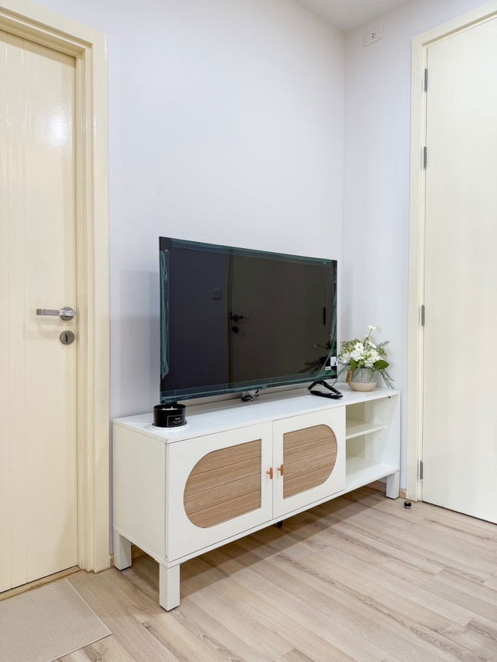 picture The Base Uptown For Sell WR-03036 - 2/15