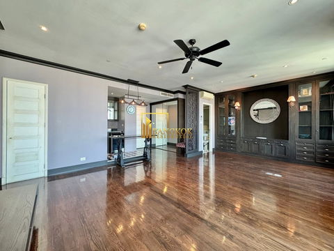 Aguston - Fantastic 2 Bed Condo in Sukhumvit 22 - BR19592CD