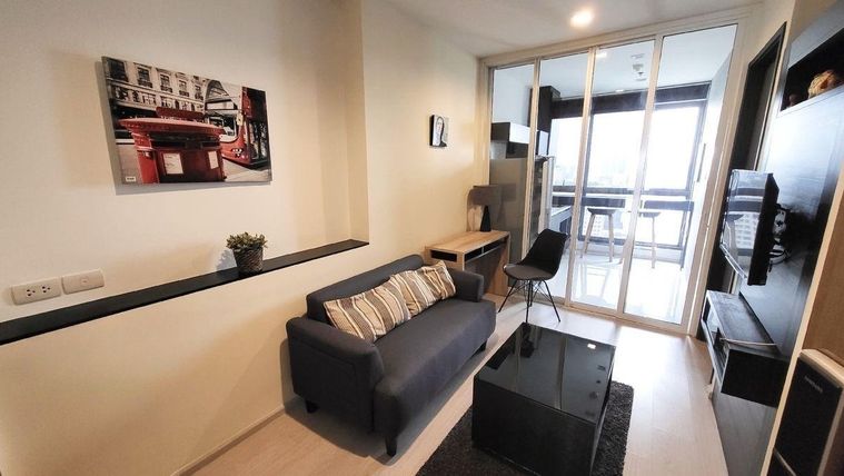 Code: KJ5499  for rent Rhythm Sukhumvit 44/1 // Line ID: @kjcondo (with @) //