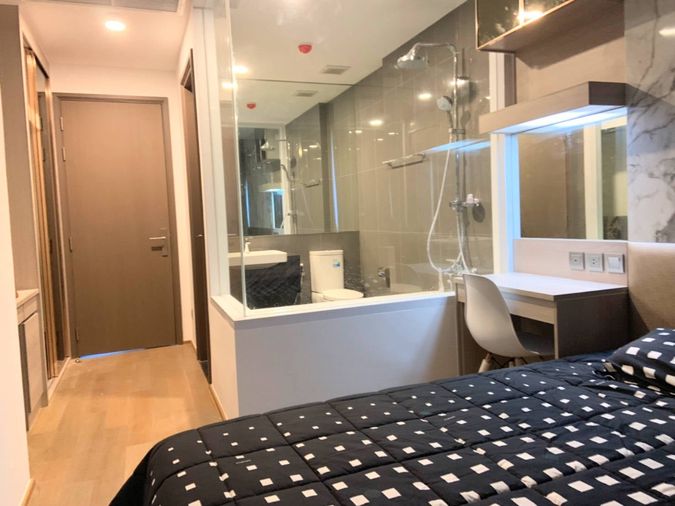 Ashton Chula Silom【𝐒𝐄𝐋𝐋 & 𝐑𝐄𝐍𝐓】🔥สัมผัสชีวิตเมืองสุดชิค กับห้องกว้างขวาง บิ้วอินหรู ดูดีทุกมุม🔥 ติดต่อไลน์ไอดี: @hacondo