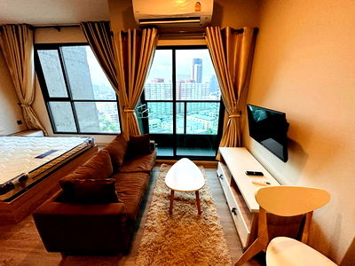 Condos for rent : Lumpini Park Phahon                 32