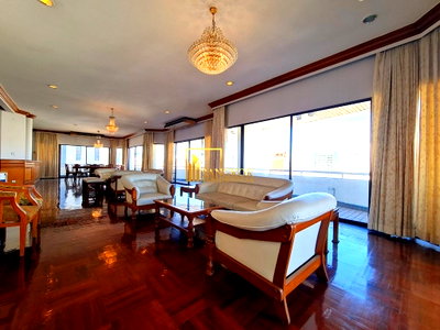 Condos for rent :  Le Premier 1 - Spacious 3 Bed Penthouse Condo in Vibrant Area - BR9294CD