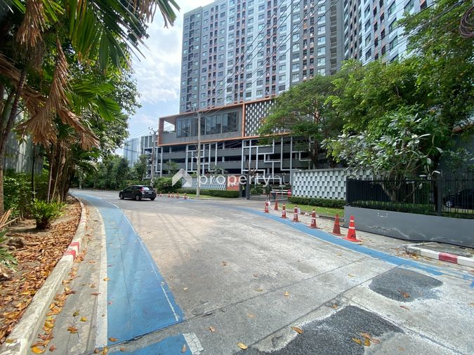 Aspire Sathorn - Taksin (Copper Zone)