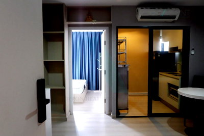 Condos for sale : For Sell Condo SKYLINE RATTANATHIBET Building 1, Floor 7,1 bed room, Room size 30.98 sqm