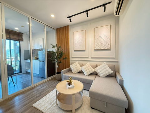 The Base Uptown For Sell WR-03045