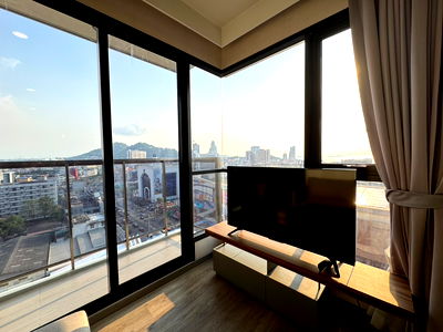 เช่าคอนโด นิคมปิ่นทอง : ให้เช่า : Keen condo : 2Bed 2 Bath 63 ตรม ชั้น 12 (วิวทะเล) : ตรงข้ามโรบินสัน ติดถนนสุขุมวิท