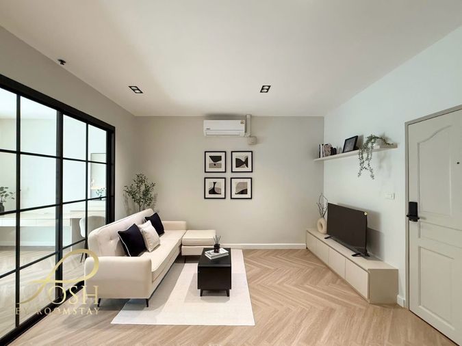 Phanason The Green Place พนาสนธิ์ เดอะ กรีน เพลส คอนโดมิเนียม ออกแบบมาอย่างลงตัว พร้อมเฟอร์นิเจอร์ครบครัน  ใกล้สิ่งอำนวยความสะดวก พร้อมเข้าอยู่ทันที