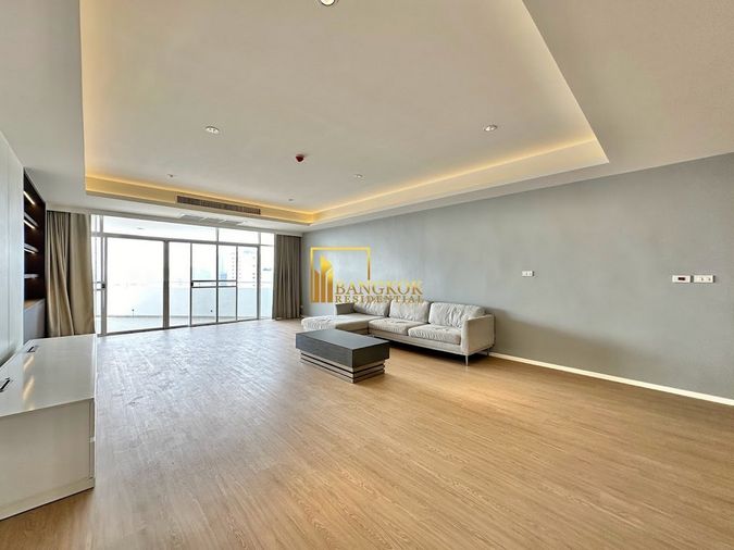 La Cascade Ekkamai - Renovated 4 Bedroom Property For Rent - BR16380CD