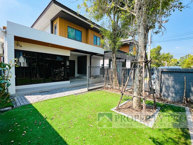4-bed house for sale, 163 sqm, 60.7 sq wah, Viranya Wongwaen - Onnut