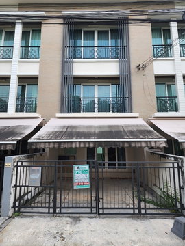 For Sale with Tenant: 3-Story House in the Heart of Rama 9, 3 Bedrooms, 3 Bathrooms, 21.1 sq.wah.