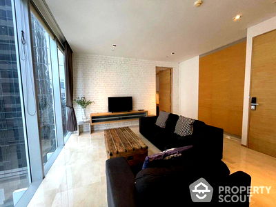 Condos for sale Sathorn Thani Tower : 1-BR Condo at Saladaeng Residences near MRT Si Lom (ID 2067976)
