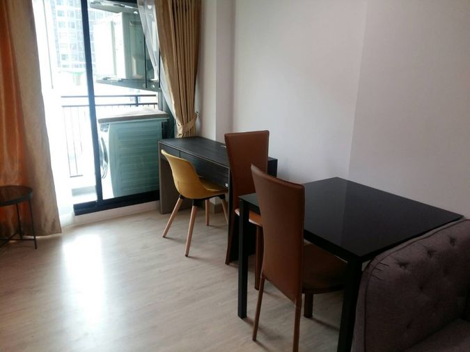 1-bed condo for rent, 34 sqm, Thana Astoria
