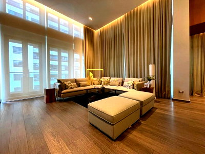 คอนโดให้เช่า :  The Crest Ruamrudee - Beautiful 3 Bedroom Condo in Exclusive Area - BR14955CD