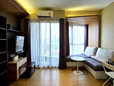 Condos for sale : Triple Y Residence【𝐒𝐄𝐋𝐋 & 𝐑𝐄𝐍𝐓】🔥Room in Samyan-Chula zone, minimalist style, plenty of storage. Near MRT Sam Yan 🔥 Contact Line ID: @hacondo