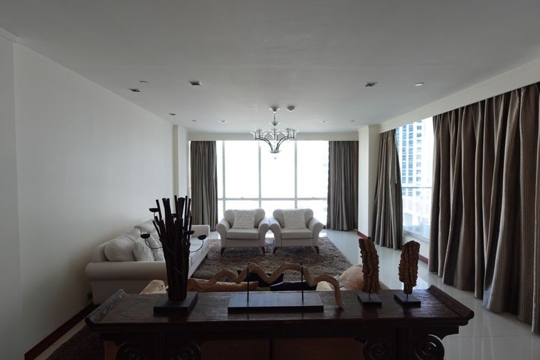 LTH12099RE – Le Raffine Jambunuda FOR SALE Size 385 sqm. 3 beds 5 baths Near BTS Phrom Phong Station ONLY 65 MB