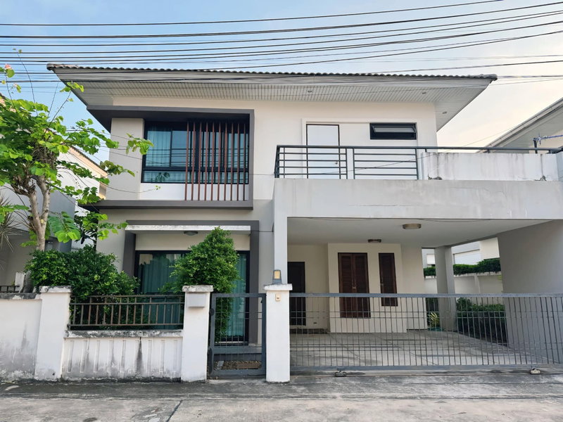 บ้านเดี่ยวให้เช่า : ให้เช่าบ้านเดี่ยว ม.เดอะคอมพลีท อัสสัมชัญ ไร่กล้วย ศรีราชา, ชลบุรี