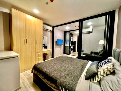 Condos for rent : (Best Price) XT Huaikhwang 1 Bed 1 bath 🧡🧡LineID : @AgentCondo (With@ Ahead)