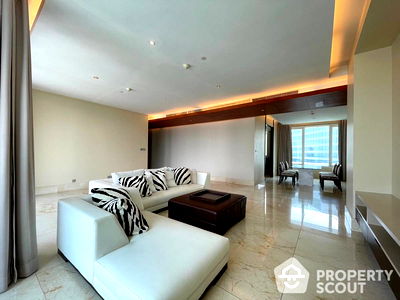 Condos for sale Assumption Convent Silom School : 3-BR Condo at The Infinity Condominium near BTS Chong Nonsi (ID 2073702)