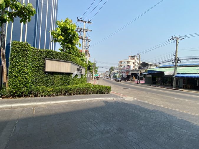 Chewathai Hallmark Ladprao - Chokchai 4