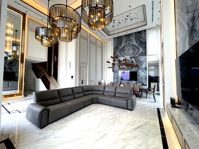 Condos for rent : Penthouse for rent The Esse Singha Complex