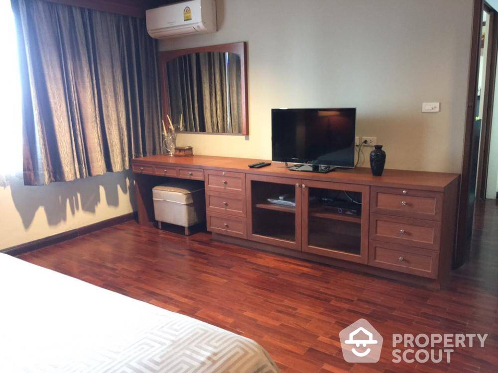 picture 1-BR Condo at Lake Avenue Sukhumvit 16 near BTS Asok (ID 591950) - 3/16