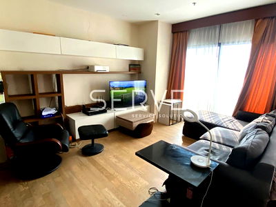 Condos for sale : Studio with Bathtub (Partition) 40.49 sq.m. Perfect Location BTS Thong Lo / For Sale-Noble Remix