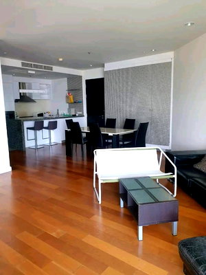 Condos for rent : LTH12130 – Chatrium Hotel Riverside FOR RENT Size 123 sqm. 2 beds 2 baths Near BTS Saphan Taksin Station ONLY 65K/Month