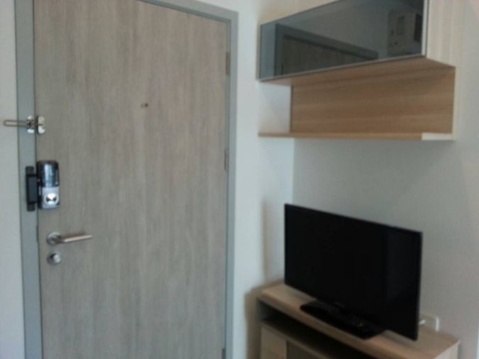 Studio condo for rent, 23 sqm, IDEO Mobi Charan - Interchange
