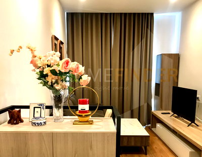 Condos for rent BTS Phrom Phong : Noble BE 33 2 bedrooms, for rent