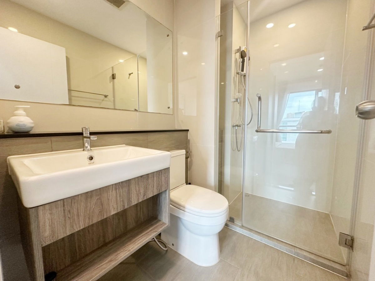 picture Space Condominium For Sell WR-03073 - 9/11