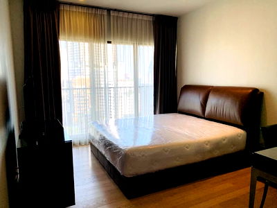 เช่าคอนโด เขตคลองเตย : เช่าคอนโด Noble Refine/โนเบิล รีไฟน์ (E6803082) ID Line : @condo101