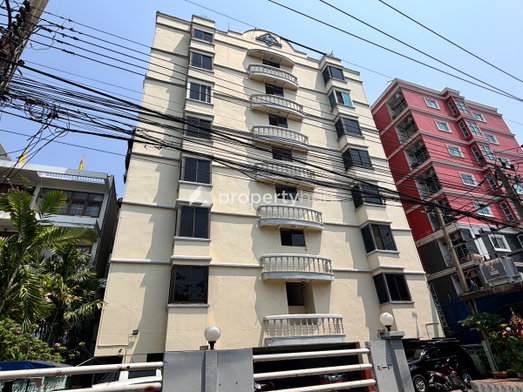 Project 42 Condominium Picture - 3/5