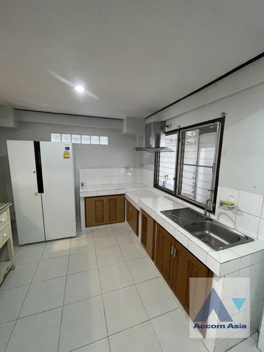picture 🔼🔽 AccomA 📩  3 BR House in Thung Maha Mek (AA38058) - 7/12