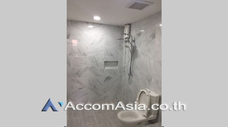 picture 🔼🔽 AccomA 📩 Home Office 3 BR Townhouse in Thung Wat Don (AA21911) - 8/9