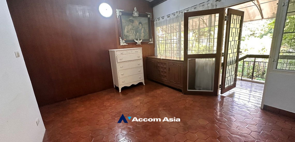 picture 🔼🔽 AccomA 📩  3 BR House in Khlong Ton Nuea (1716395) - 7/12