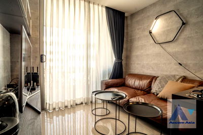 คอนโดให้เช่า : 🔼🔽 AccomA 📩 Fully Furnished,Corner Unit,Pet friendly 2 BR Condominium @Downtown 49 (AA37818)