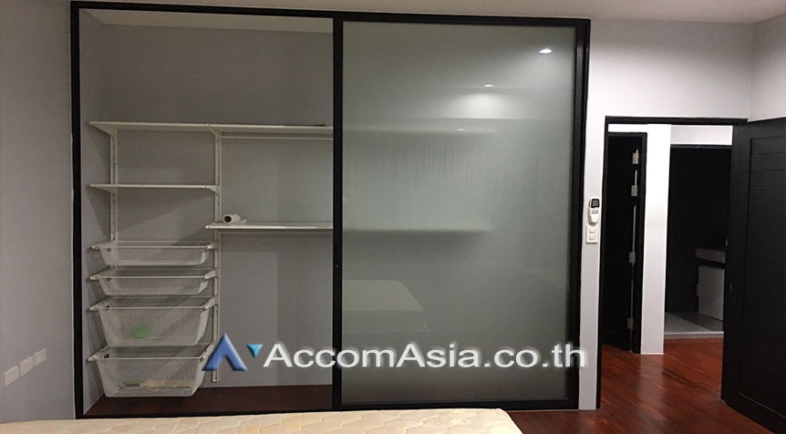 รูป 🔼🔽 AccomA 📩 Pet friendly 3 BR Townhouse in Khlong Ton Nuea (AA27774) - รูปที่ 10/16
