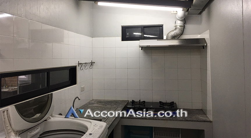 รูป 🔼🔽 AccomA 📩 Pet friendly 3 BR Townhouse in Khlong Ton Nuea (AA27774) - รูปที่ 8/16